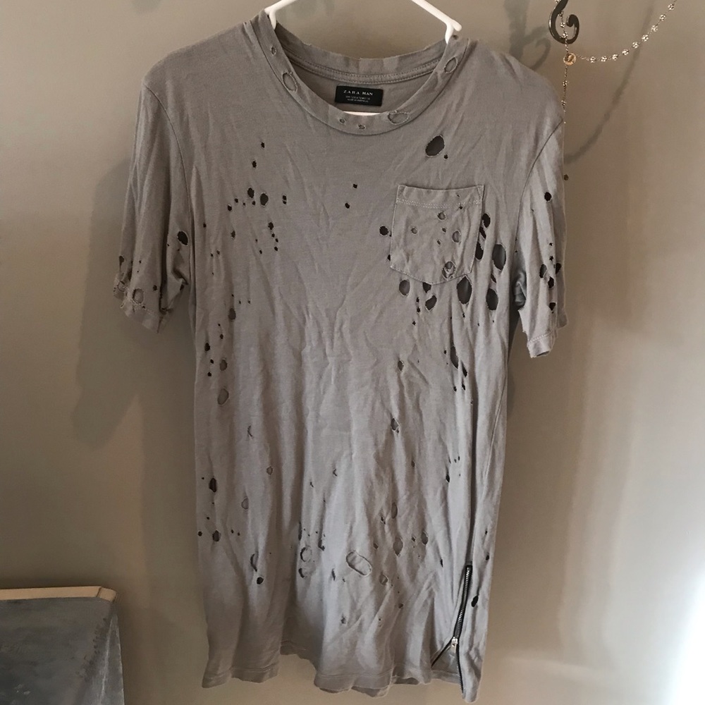 Men’s Zara t shirt